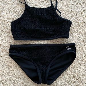 Ambercrombie kids size 13/14 navy bathing suit